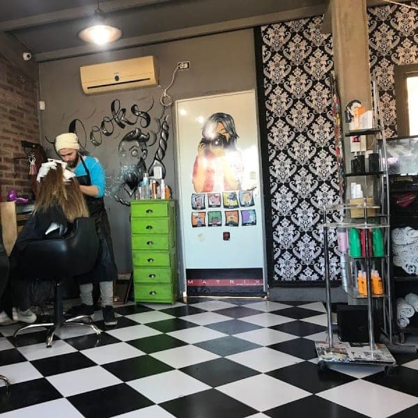 Looks Peluqueria (Centro de San Rafael)