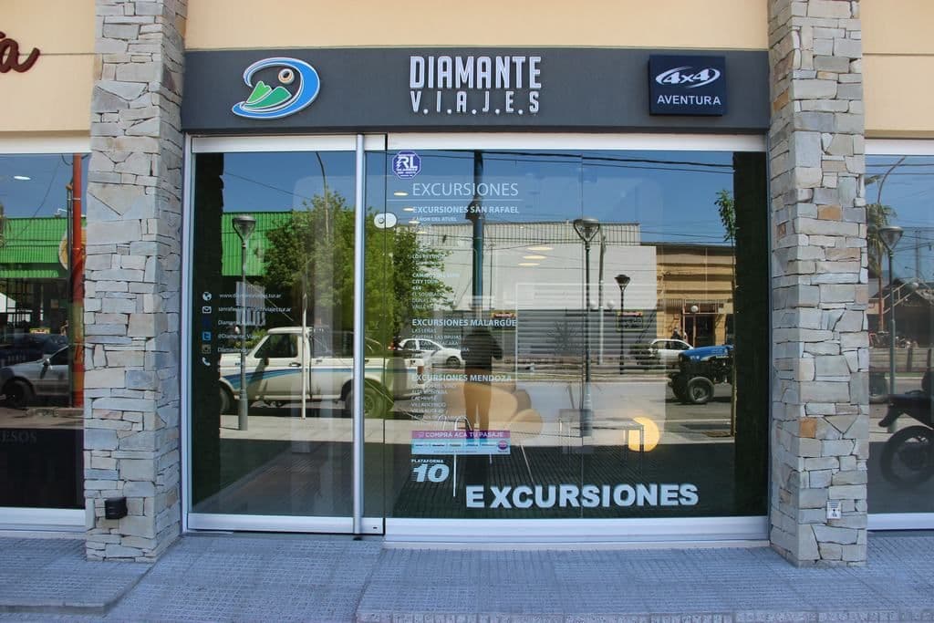 DIAMANTE VIAJES E.V.T. Excursiones Locales y Turismo Emisivo