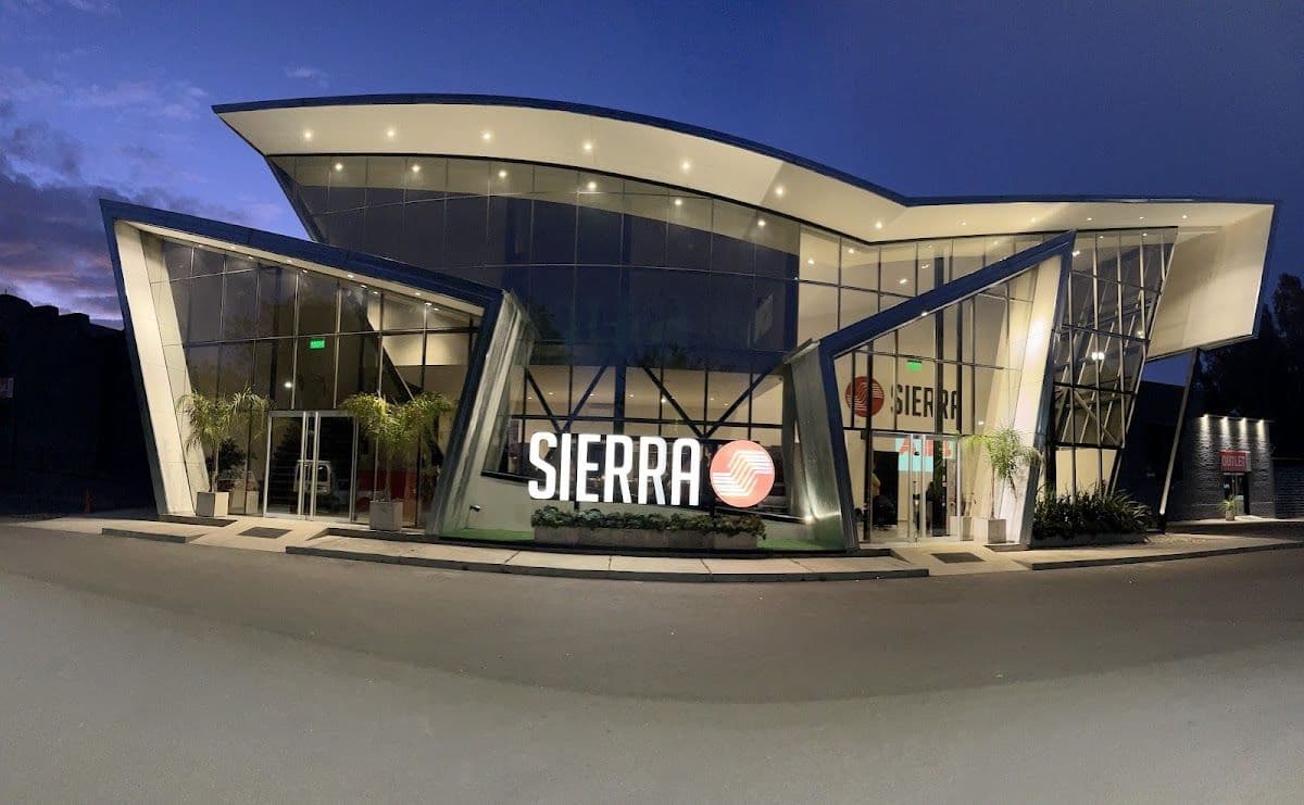 Sierra Electricidad e Iluminación - Casa Central