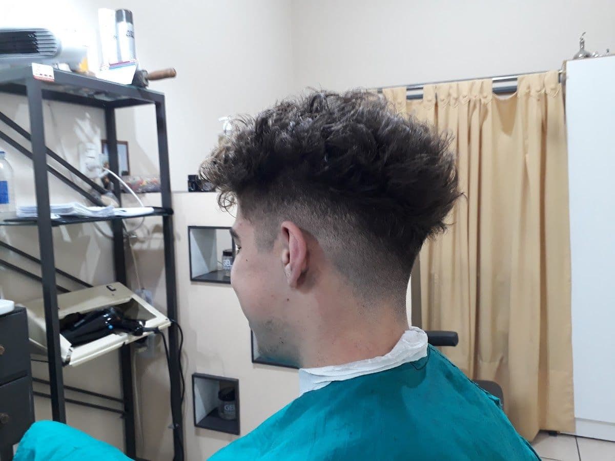 Peluqueria Ariel Sarome